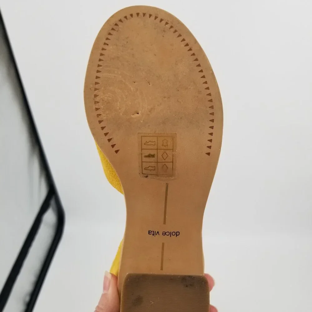 Dolce Vita Honey Suede Block Heel Sandals w/ Ankle Strap - Buttery Soft Sz. 6.5 - Picture 10 of 12